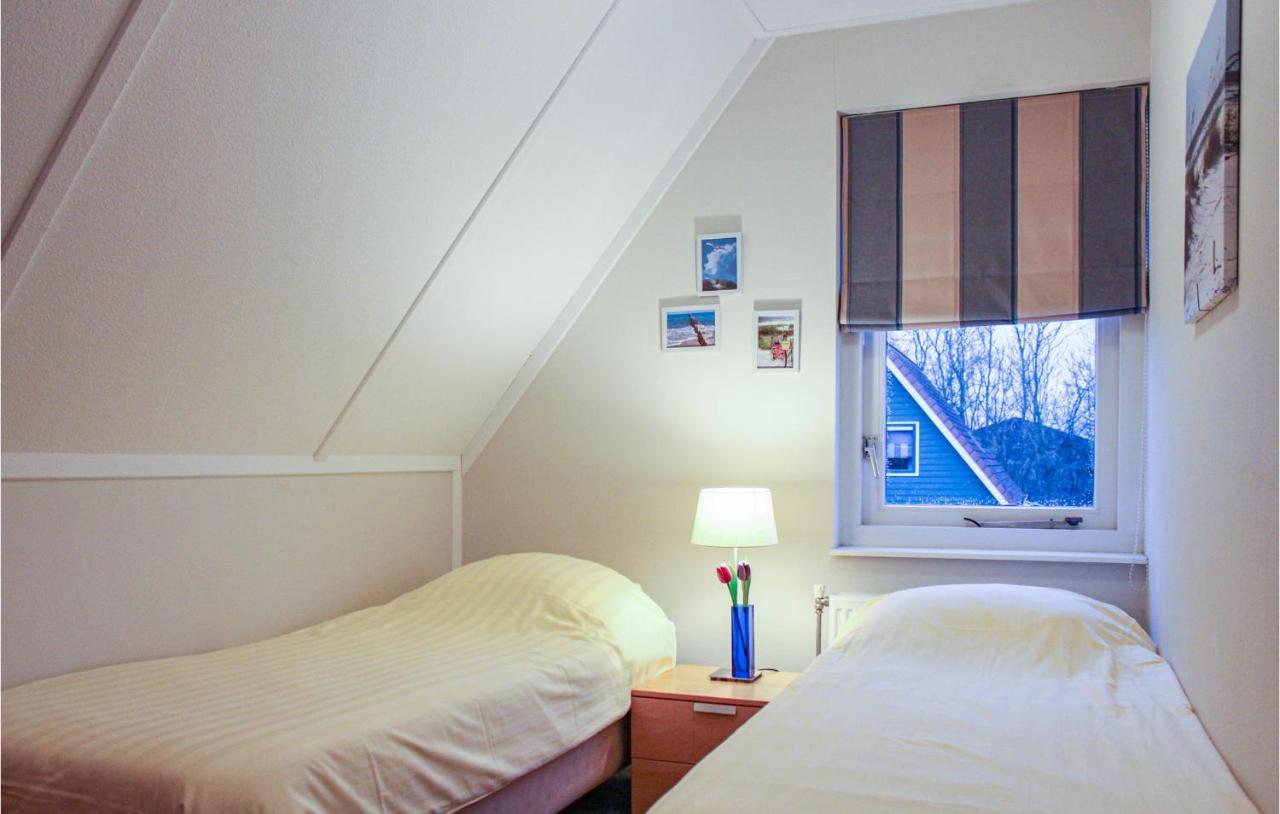 3 Bedroom Lovely Home In Zonnemaire エクステリア 写真